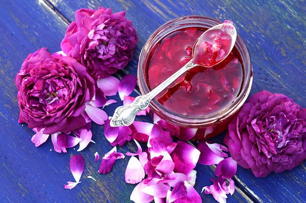 Confiture de pétale de rose