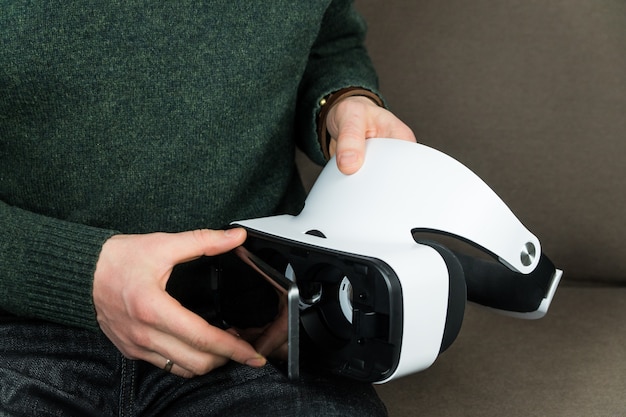 Connecter un smartphone à un casque de réalité virtuelle