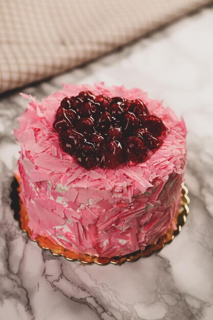 Conseil avec un délicieux gâteau sur table