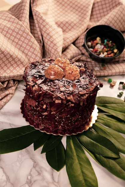 Conseil avec un délicieux gâteau sur table