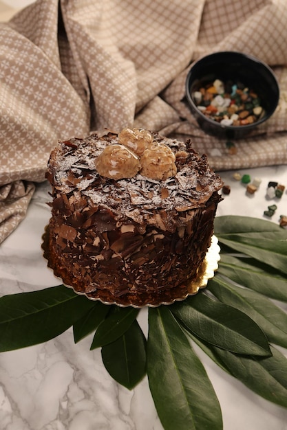 Conseil avec un délicieux gâteau sur table