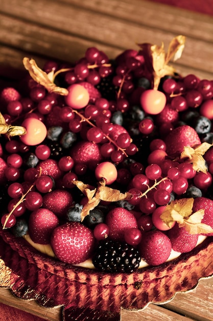 Conseil avec un délicieux gâteau sur table