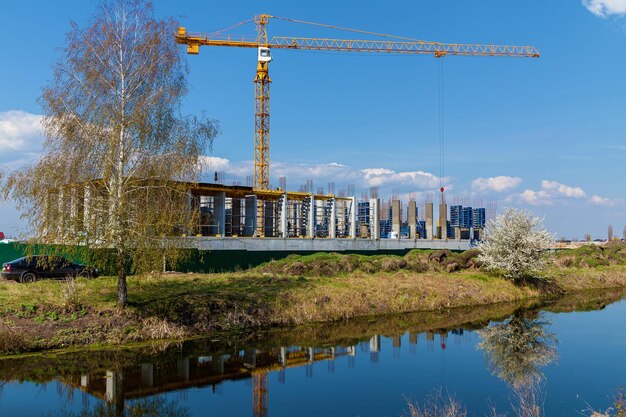 Construction de bâtiments monolithiques à plusieurs étages