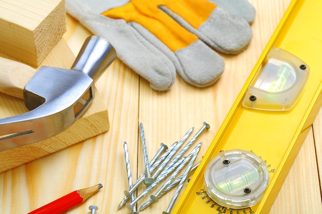 Construire des outils sur table