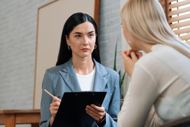 Consultation psychologique patient à la recherche d'aide d'un expert Blithe