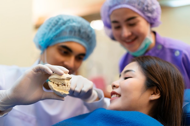 Consultez le dentiste au sujet de l'orthodontie.