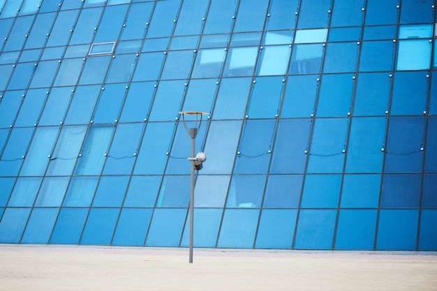 Contexte commercial bleu du bâtiment