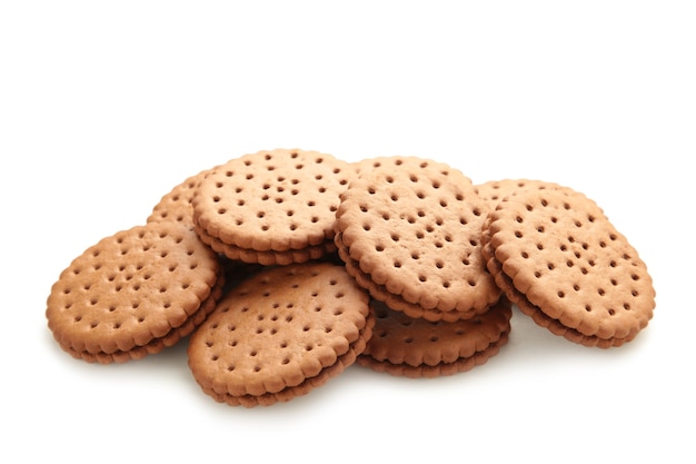 Cookie aux pépites de chocolat isolé sur fond blanc