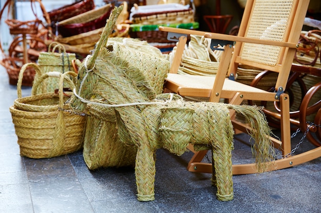 Corbeilles artisanales alfa valenciennes et cheval