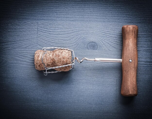 corckscrew et corck de champagne