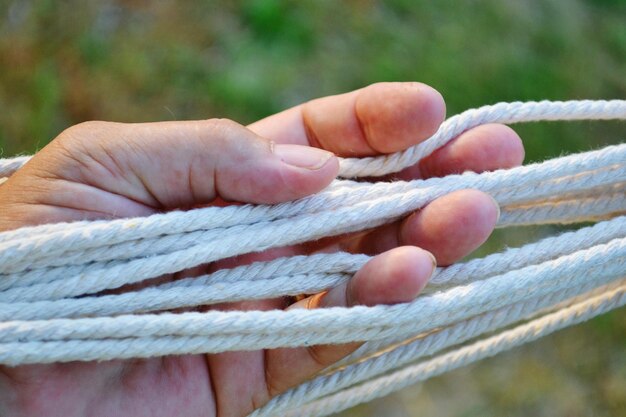 Cordes de prise à la main coupées