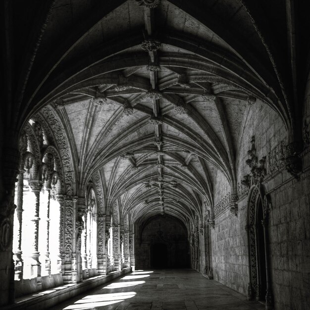 Photo corridor du bâtiment historique