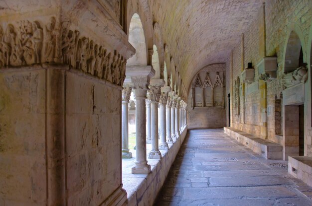 Photo corridor de l'église historique