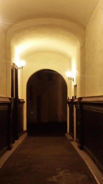 Corridor vide du bâtiment