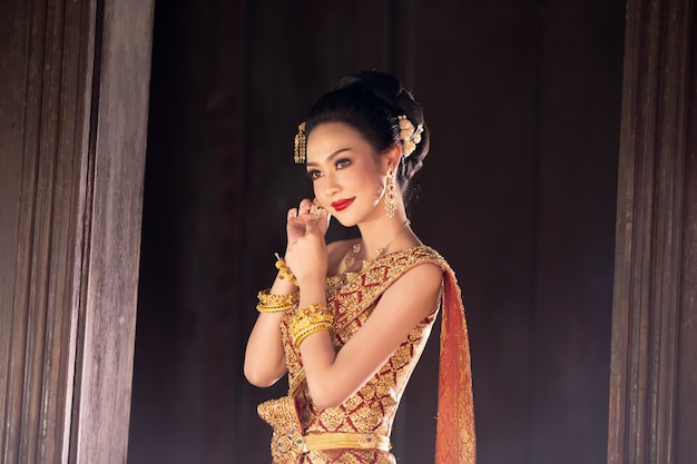 Costume traditionnel des femmes en Thaïlande