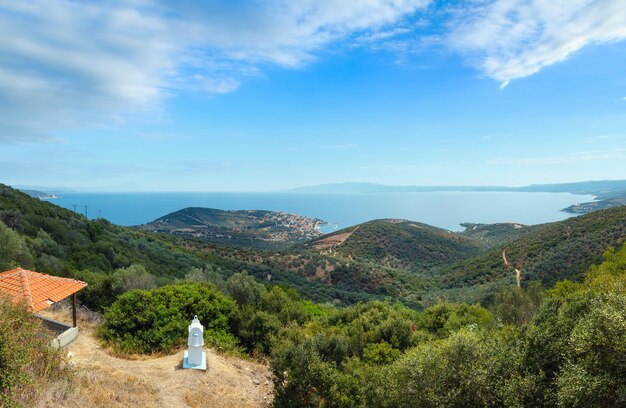 Photo côte de la mer d'été halkidiki grèce