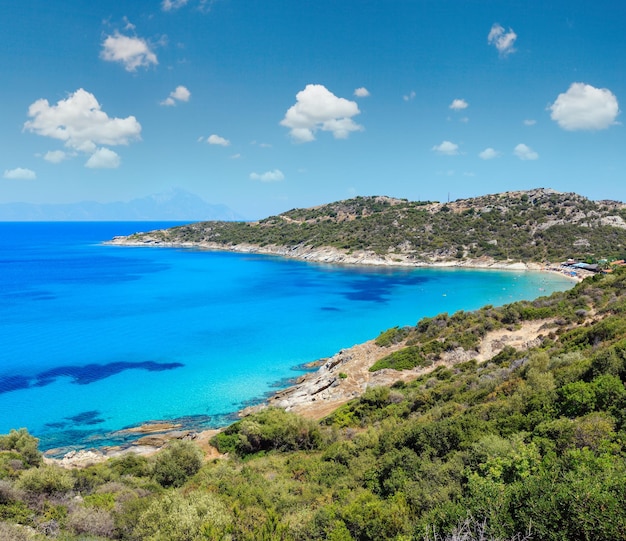 Côte de la mer d'été Sithonia Grèce