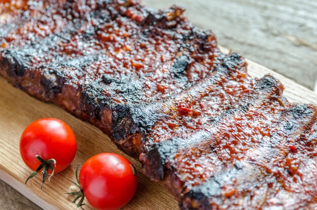 Côtes de porc grillées à la sauce barbecue