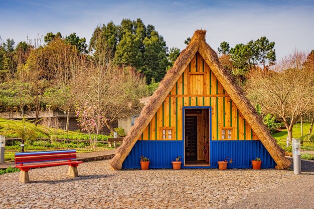 Cottage traditionnel à Santana, Madère, Portugal.