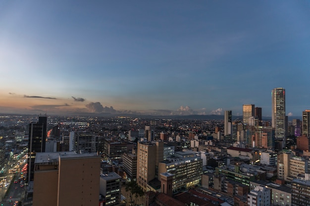 Un coucher de soleil à Bogotá