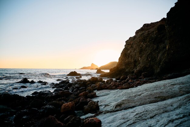 Photo coucher de soleil sur la côte d'almeria