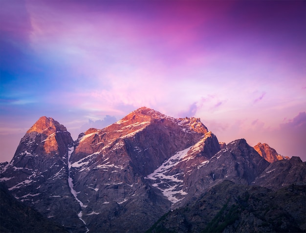 Coucher de soleil dans l'Himalaya