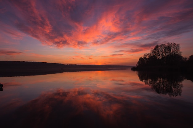 Coucher de soleil sur le lac