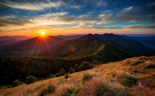 Un coucher de soleil majestueux dans le paysage montagneux