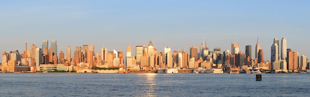 Coucher de soleil sur Manhattan à New York