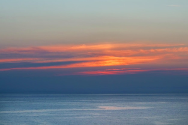Coucher de soleil sur la mer depuis l'île de Chios