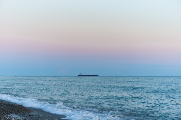 Coucher de soleil sur mer longue exposition