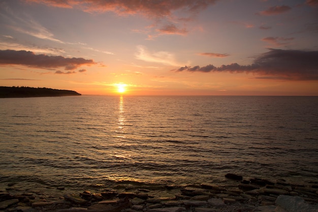 coucher de soleil à la mer