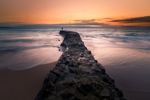 Coucher de soleil sur la plage de Bidart, Pays Basque.