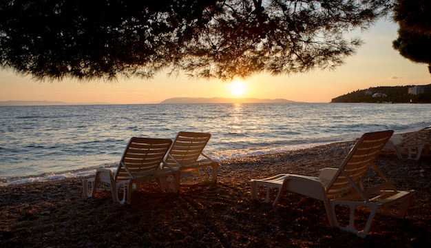 Coucher de soleil à la plage