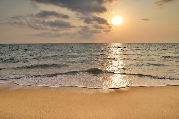 Coucher de soleil plage