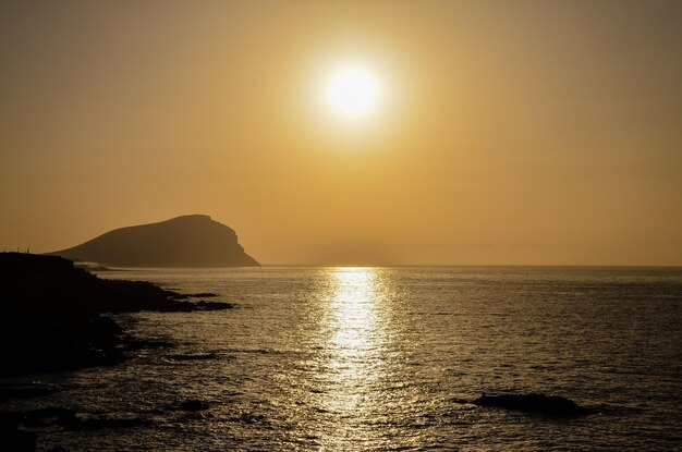 coucher de soleil tropical