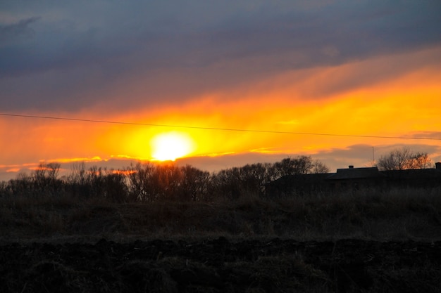 Coucher de soleil sur le village