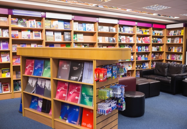 Couches et bibliothèque