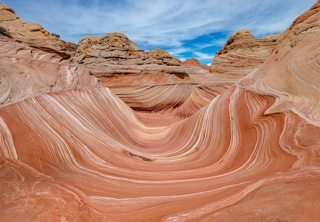 Des couches uniques de grès à The Wave en Arizona, site mondialement célèbre