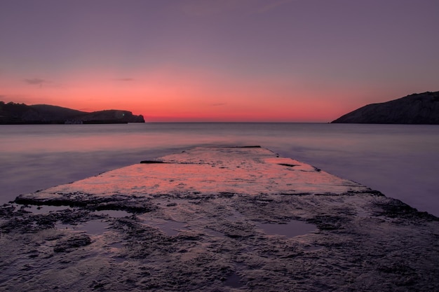 couleurs du coucher de soleil sur la plage