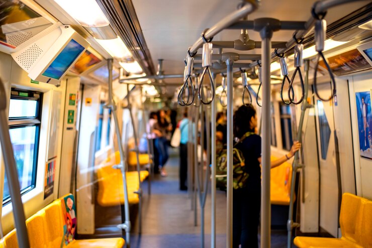 Photo couloirs et cabines dans le bts sky train pour voyager à bangkok en thaïlande