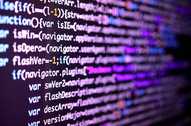 Coup de macro de la ligne de commande sur le moniteur de l'ordinateur de bureau