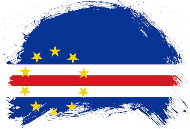 Coup de pinceau en détresse peint drapeau de cabo verde sur fond blanc