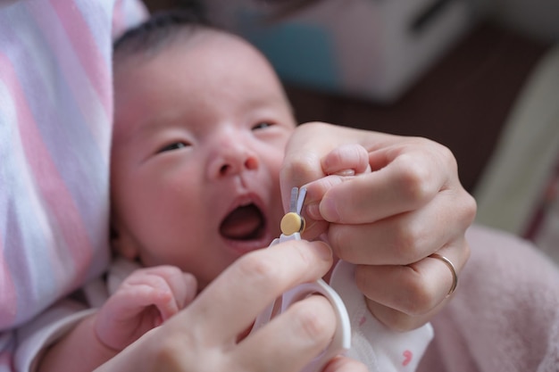 Coupe-ongles bébé