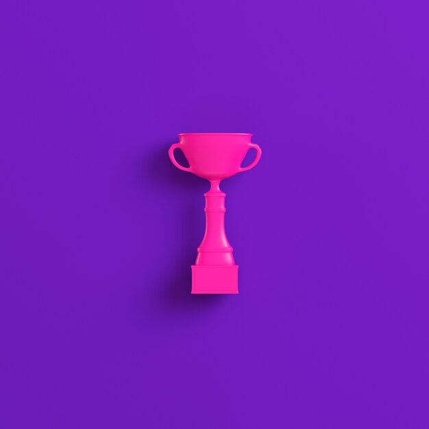 Coupe trophée rose sur violet