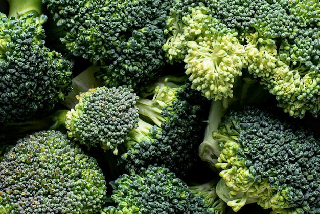 Photo couper le brocoli vert naturel frais