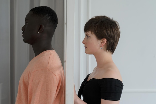 Couple afro-américain et femme caucasienne à Quarell