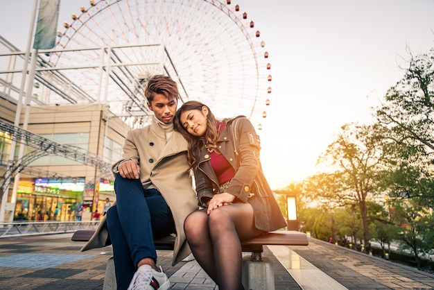 Couple D'amoureux Japonais Datant D'osaka