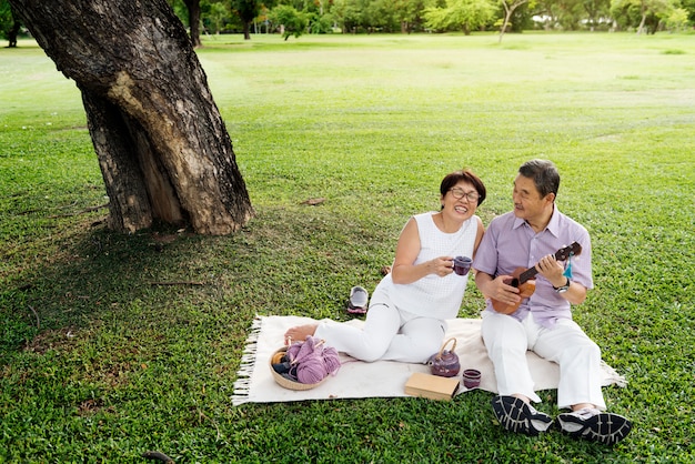 Couple asiatique senior