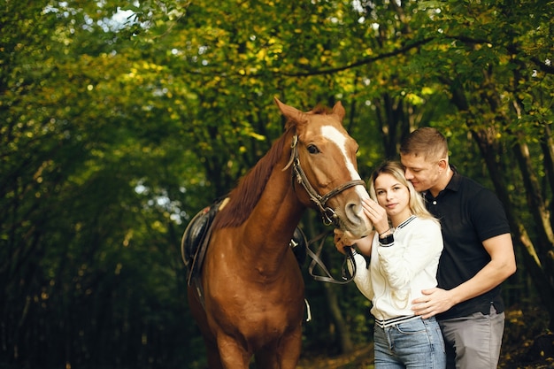 couple avec des chevaux